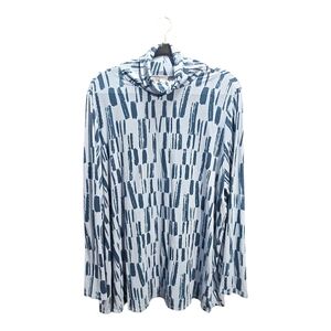 Wynne Layers Blue and White Abstract Long Sleeve Turtle Neck Top
